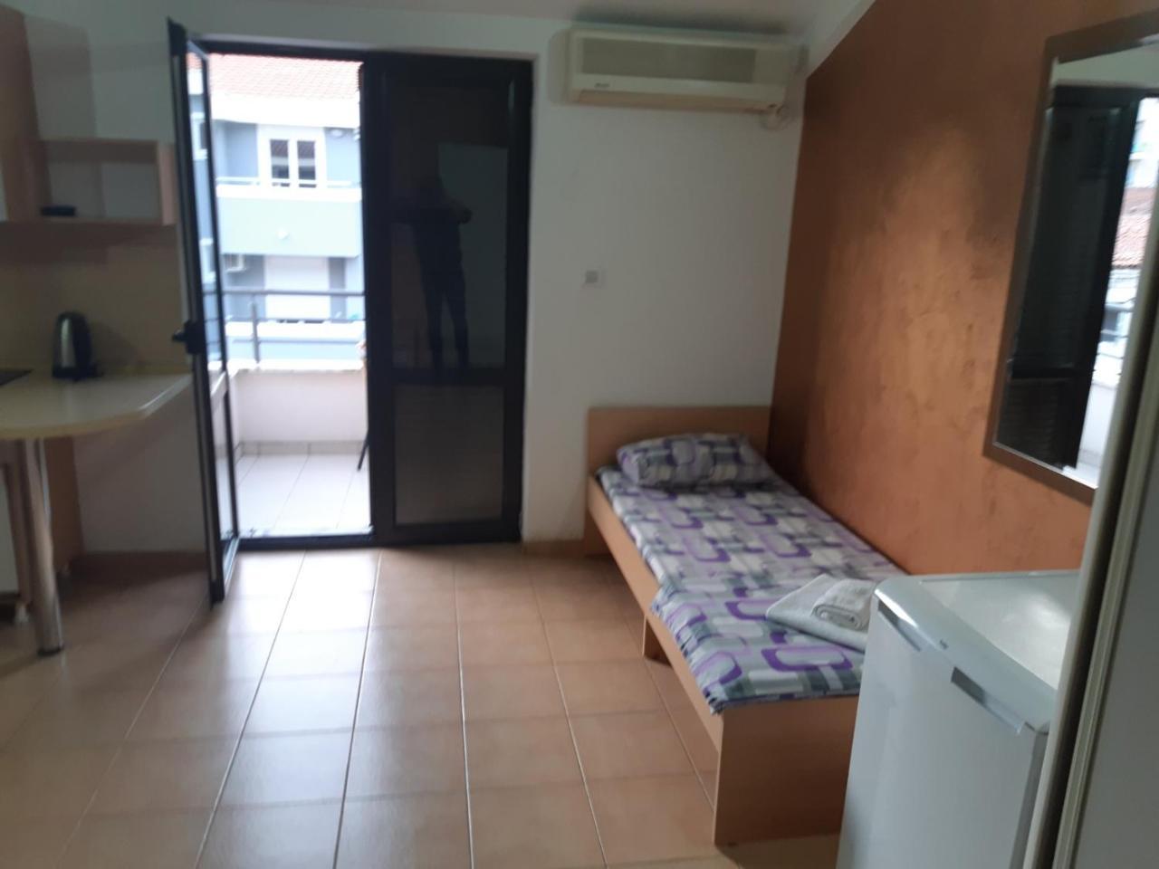Apartments Mare Будва Экстерьер фото